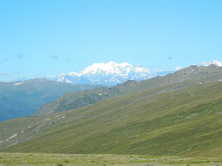 Горный Алтай поход на плоскогорье Укок - гора Белуха