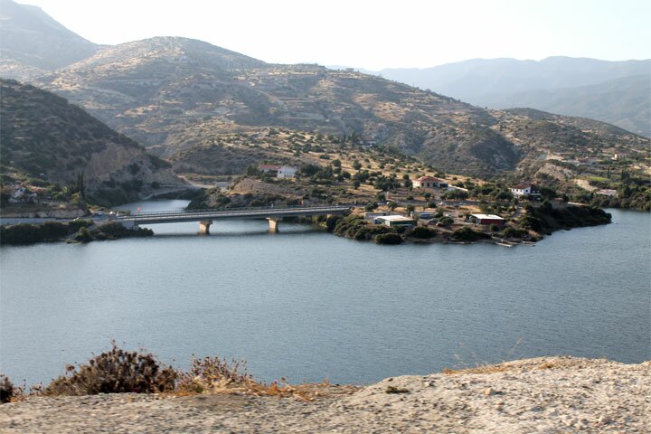 Кипр - Водохранилище за Лимасолом